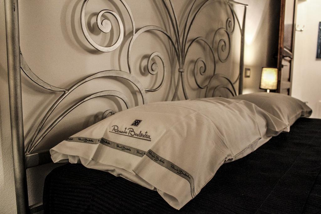 Agriturismo Ferruggini โบลเกริ ห้อง รูปภาพ